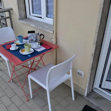 Loreto - Colorful Studio Apartman Milánó Kültér fotó