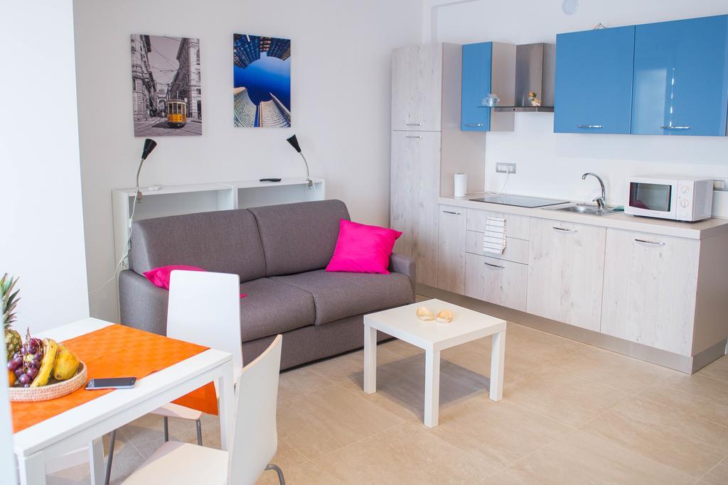 Loreto - Colorful Studio Apartman Milánó Kültér fotó