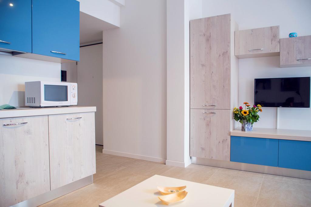 Loreto - Colorful Studio Apartman Milánó Kültér fotó