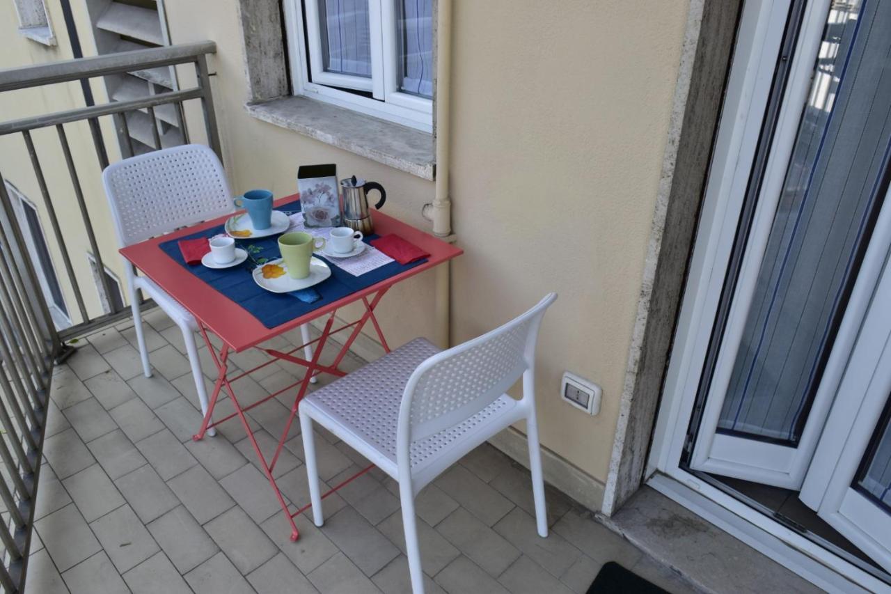 Loreto - Colorful Studio Apartman Milánó Kültér fotó